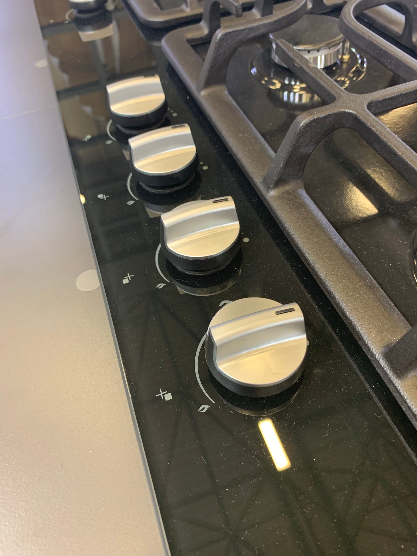 Knobs for Hobs